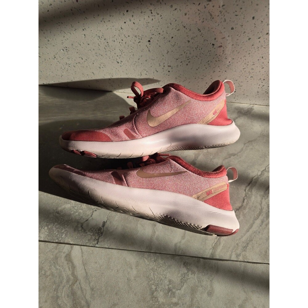 Nike Flex Experience Run Women’s 7 Pink Running Shoes Lightweight Sneakers